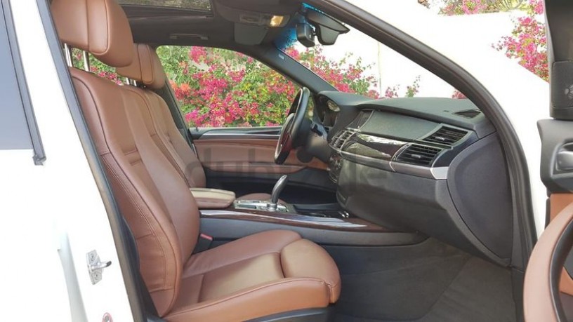 amazing-low-mileage-bmw-x5-v8-special-order-radar-100-paint-and-accidents-free-like-new-big-0