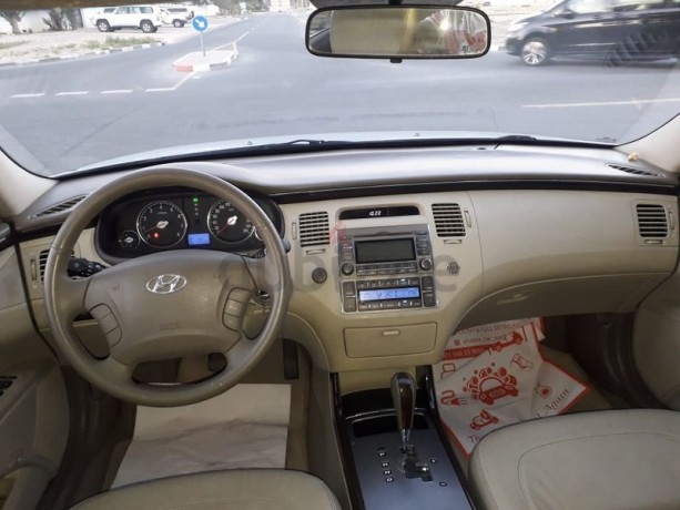 hyundai-azeea-2011gccvery-good-condition-big-1