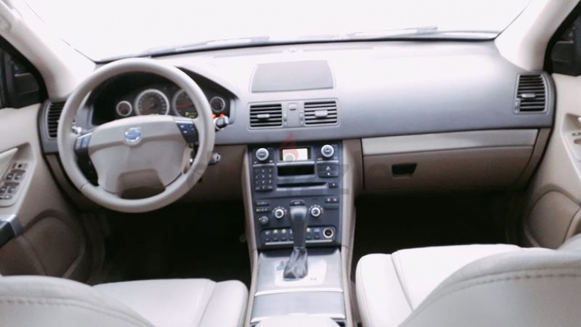 volvo-xc90-gccfull-service-historygood-car-big-5