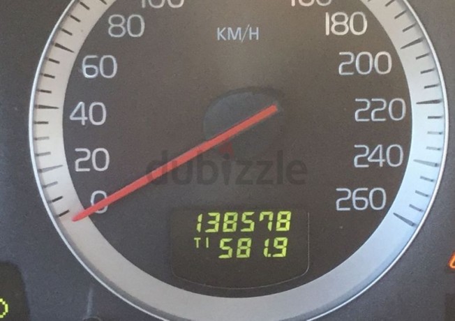 volvo-xc90-gccfull-service-historygood-car-big-3