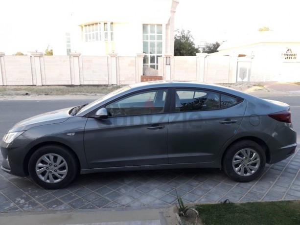 gcc-16l-like-new-brand-hyundai-elantra-2019-gccfull-agency-recordperfect-car-big-8