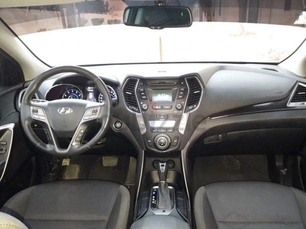 top-of-range-panoramic-hyundai-santafi-2014-gcc4wdfull-option33l-6-cylinder-big-12