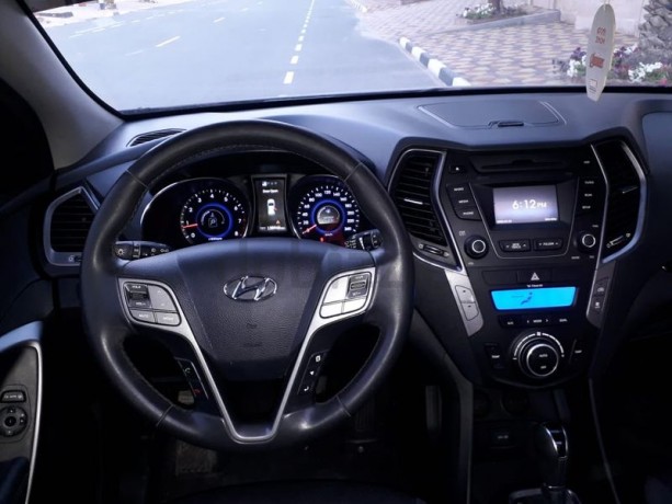 top-of-range-panoramic-hyundai-santafi-2014-gcc4wdfull-option33l-6-cylinder-big-11