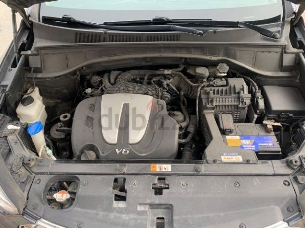 top-of-range-panoramic-hyundai-santafi-2014-gcc4wdfull-option33l-6-cylinder-big-0