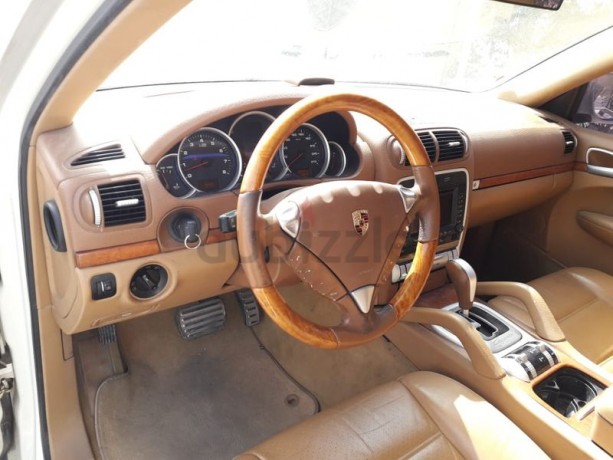 porsche-cayane-sport-2005-gccfull-optionperfect-condition-big-10