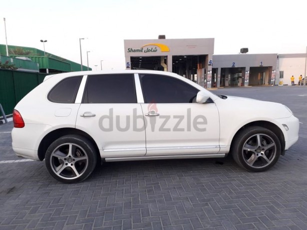 porsche-cayane-sport-2005-gccfull-optionperfect-condition-big-5