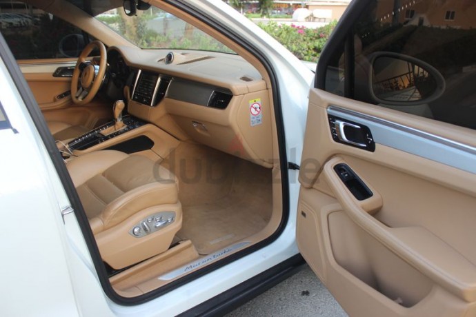 porsche-macan-turbo-2014-gcc-specs-big-9