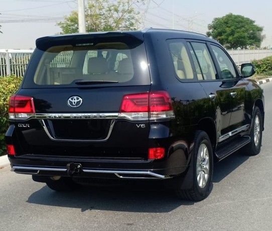 landkrozr-gxr-v6-bhal-okalh-km57000-big-1