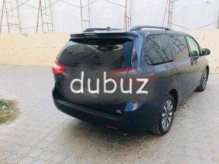 
                            
                            Toyota Sienna Le 2018 Blue 3.5L
                            
                        