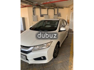 
                            
                            Honda City EX - 2014 / Pearl White
                            
                        