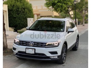 
                            
                            Volkswagen Tiguan 2.0 TSI 220 HP - Sport
                            
                        