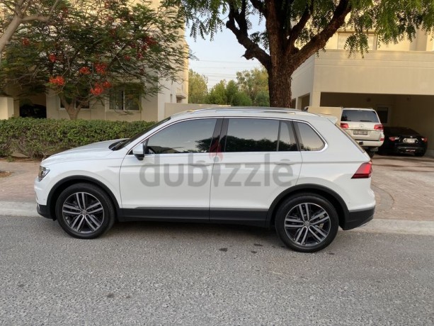 volkswagen-tiguan-20-tsi-220-hp-sport-big-6
