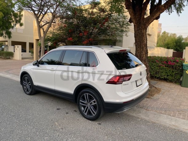 volkswagen-tiguan-20-tsi-220-hp-sport-big-5