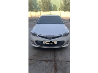 
                            
                            Avalon 2013 limited edition original paint low kilometers
                            
                        