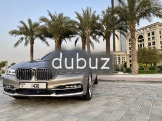 
                            
                            BMW 750 Li X-Drive
                            
                        
