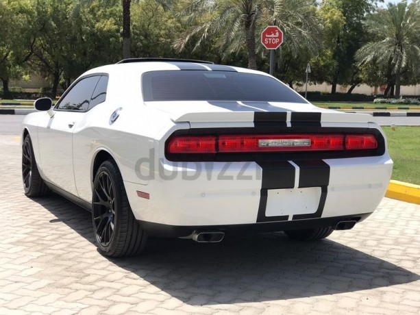 gcc-dodge-challenger-2014-v6-36l-full-service-history-big-1