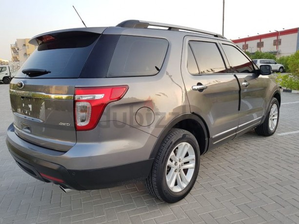 ford-explorer-2014-gcc-fulloption-xlt-agency-maintain-bank-finance-available-big-2