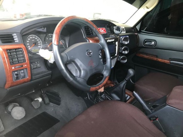 nissan-safari-supercharged-2017-big-1