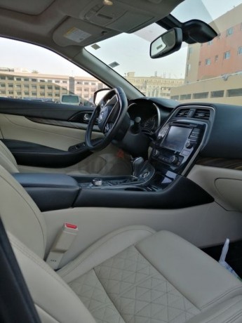 nissan-maxima-2016-platinum-big-1