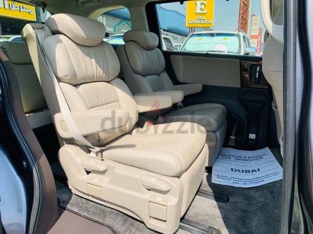honda-odyssey-2017-gray-gcc-specification-big-0