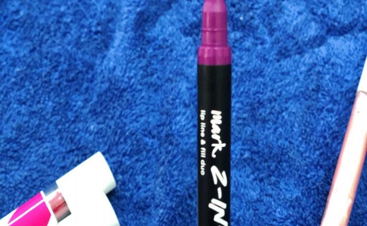 lipstick-bundle-delivery-included-big-1