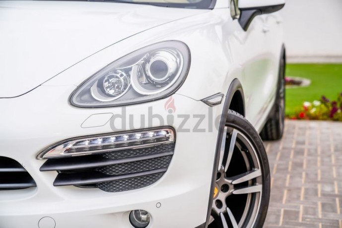 aed-2114-per-month-0-dp-porsche-cayenne-s-v8-spectacular-condition-fully-loaded-big-16