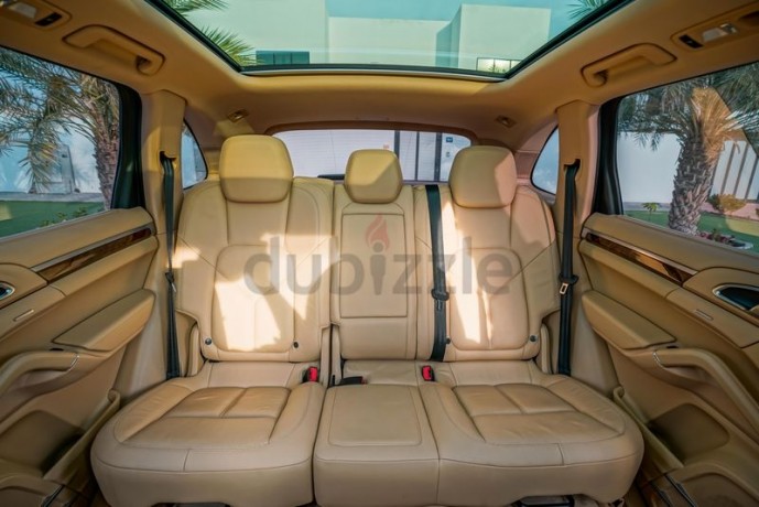 aed-2114-per-month-0-dp-porsche-cayenne-s-v8-spectacular-condition-fully-loaded-big-3