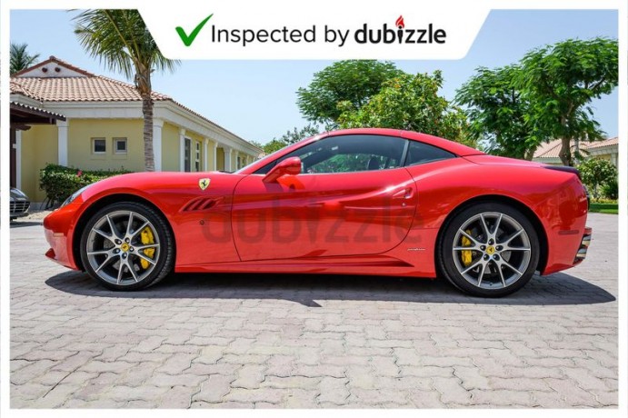 aed9580month-2013-ferrari-california-43l-full-ferrari-service-history-convertible-gcc-big-10