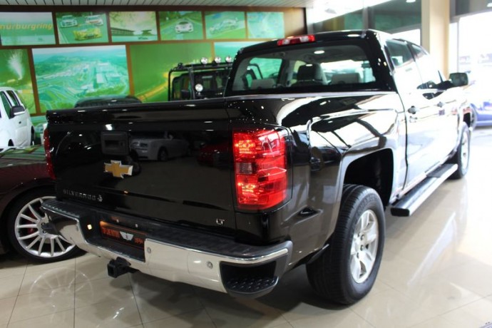 2014-chevrolet-silverado-z71-4x4-off-road-gcc-spec-excellent-condition-big-0