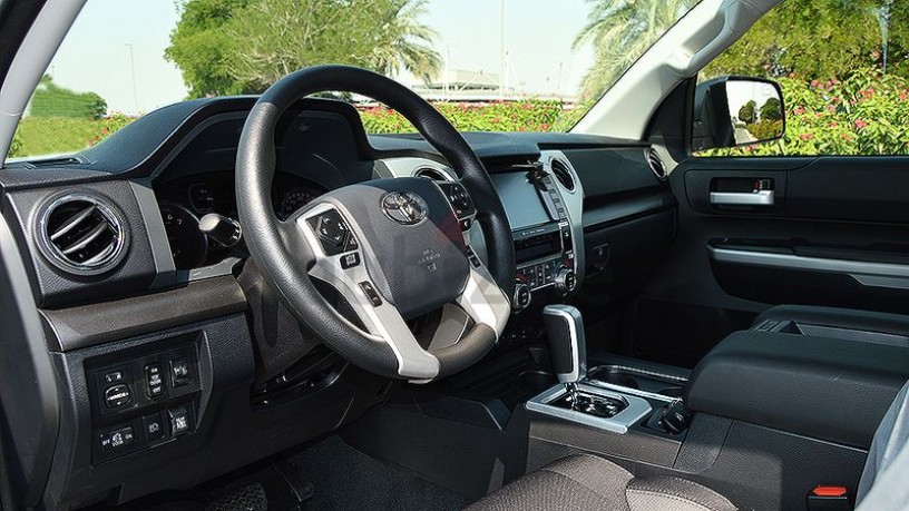 toyota-tndra-crewmax-trd-byj-57-lytr-v8-aldman-5-snoat-ao-200-alf-km-syan-2020-big-9