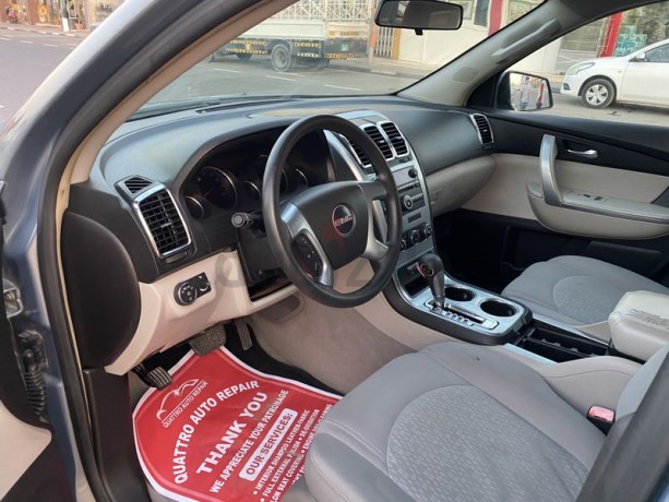 for-sale-gmc-acadia-2008-model-mid-renge-7seter-gcc-big-13