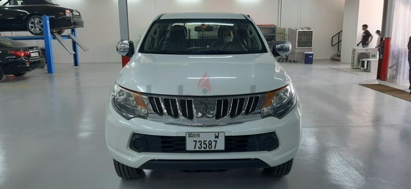 mitsubishi-pickup-l200-big-8