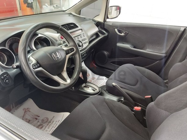 honda-jazz-2014-full-option-gcc-big-1