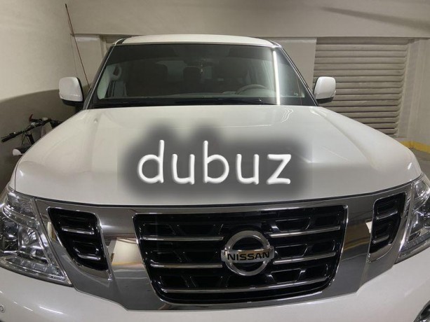 nissan-patrol-2018-accident-free-low-km-first-owner-gcc-unde-warranty-and-service-contract-big-5