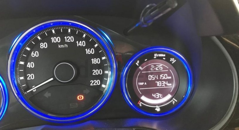 2017-honda-city-ex-gcc-specs-54250-km-big-0