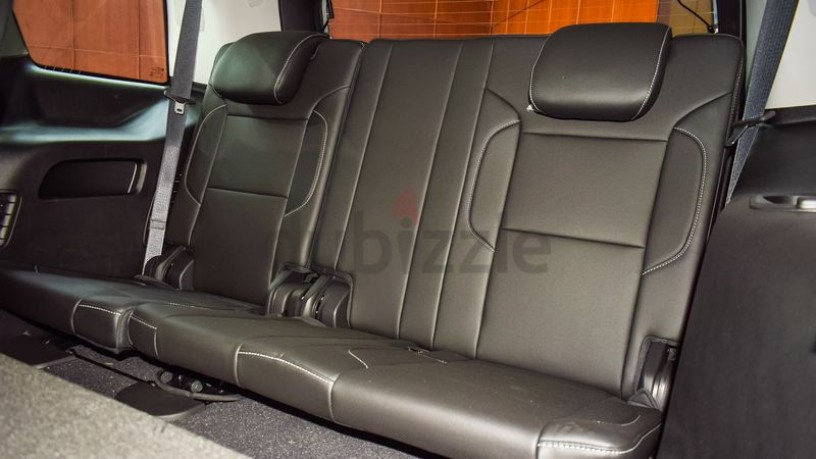 chevrolet-tahoe-rst-v8-big-5