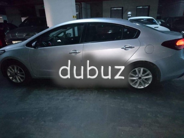 low-mileage-silver-kia-cerato-ex-2017-big-4