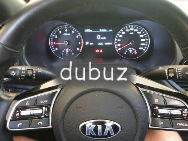 kia-cerato-2019-top-trim-factory-waranty-full-service-history-big-2