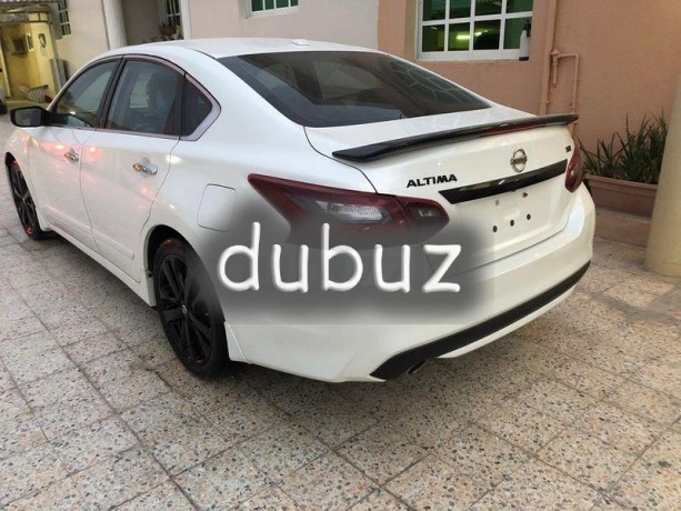 nissan-altima-25l-sr-2018-amercian-specs-for-aed-40000-big-3