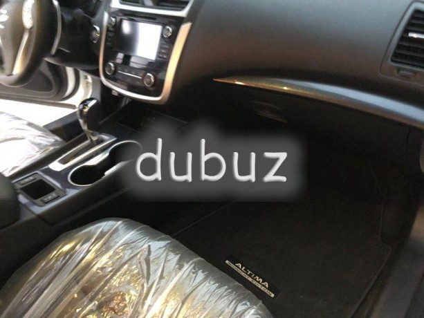 nissan-altima-25l-sr-2018-amercian-specs-for-aed-40000-big-1