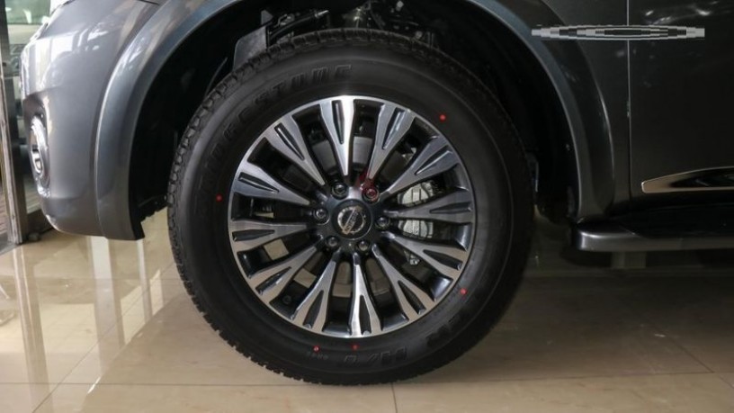 nissan-patrol-le-platinum-2019-0km-from-al-rostamani-big-0
