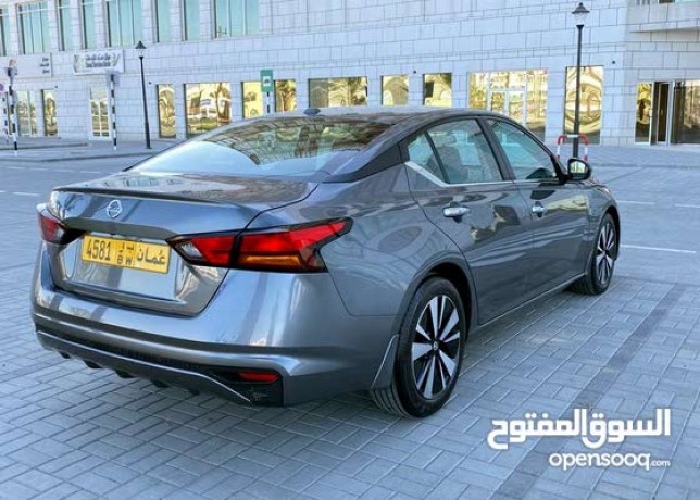 used-nissan-2019-big-9