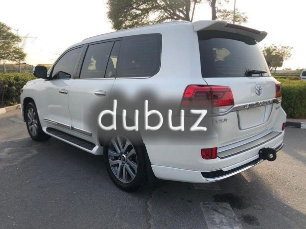 2019-land-cruiser-vxr-v8-57-full-option-radar-orgenal-pint-big-12