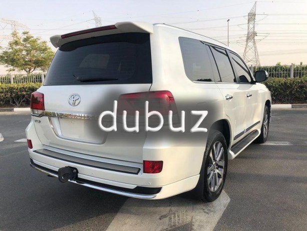 2019-land-cruiser-vxr-v8-57-full-option-radar-orgenal-pint-big-11