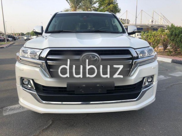 2019-land-cruiser-vxr-v8-57-full-option-radar-orgenal-pint-big-10
