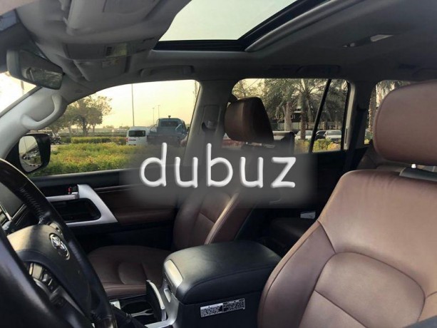2019-land-cruiser-vxr-v8-57-full-option-radar-orgenal-pint-big-7