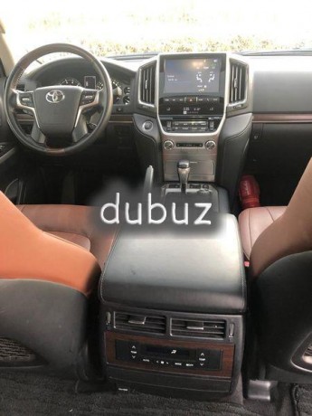 2019-land-cruiser-vxr-v8-57-full-option-radar-orgenal-pint-big-1