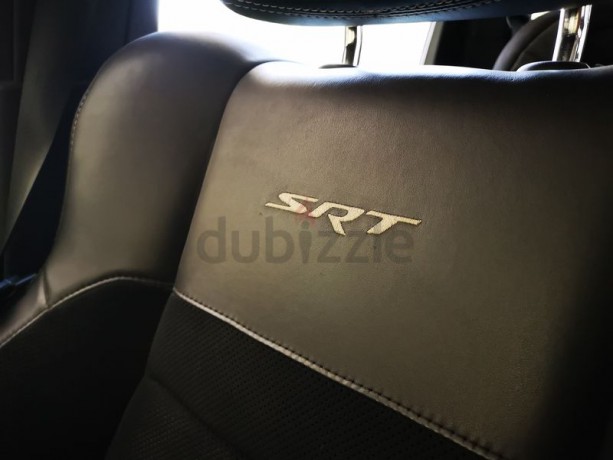 jeep-grand-cherokee-srt-8-vapour-edition-big-3