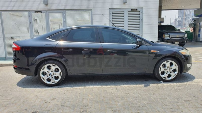 ford-mondeo-mk4-big-7