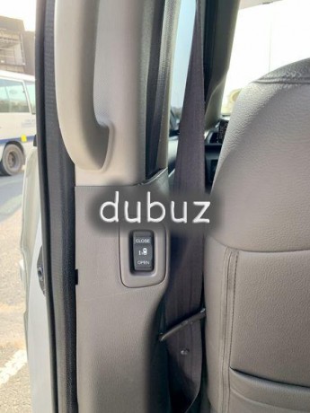 expat-owned-clean-car-for-sale-big-9